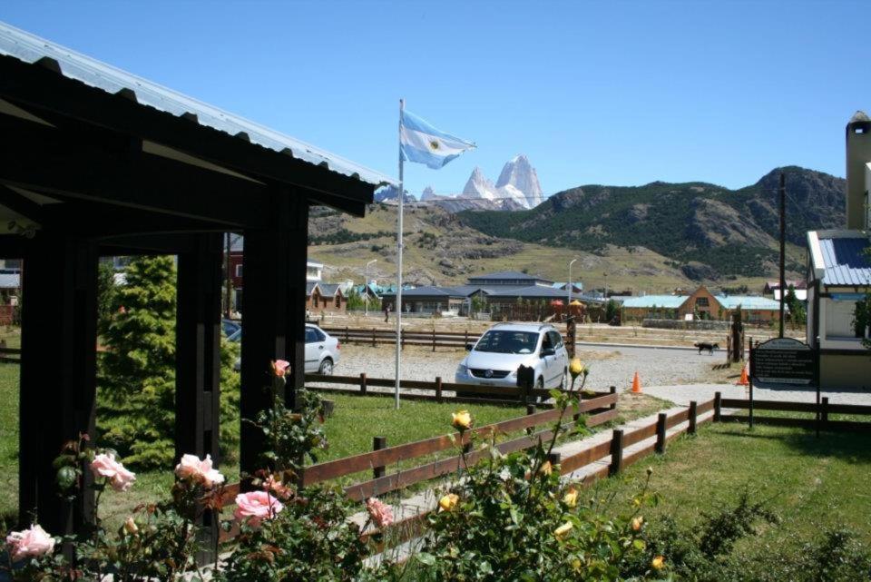 Hotel La Aldea El Chaltén Habitación foto